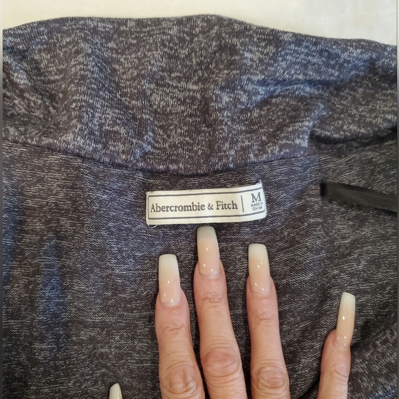 Abercrombie & Fitch Women's Cowl Neck Sweater Gray Sz M - Picture 3 of 3